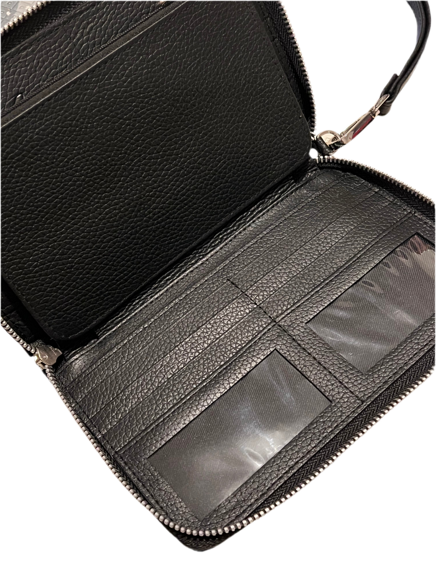 Large closed wallet #1