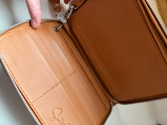 Large closed wallet #2