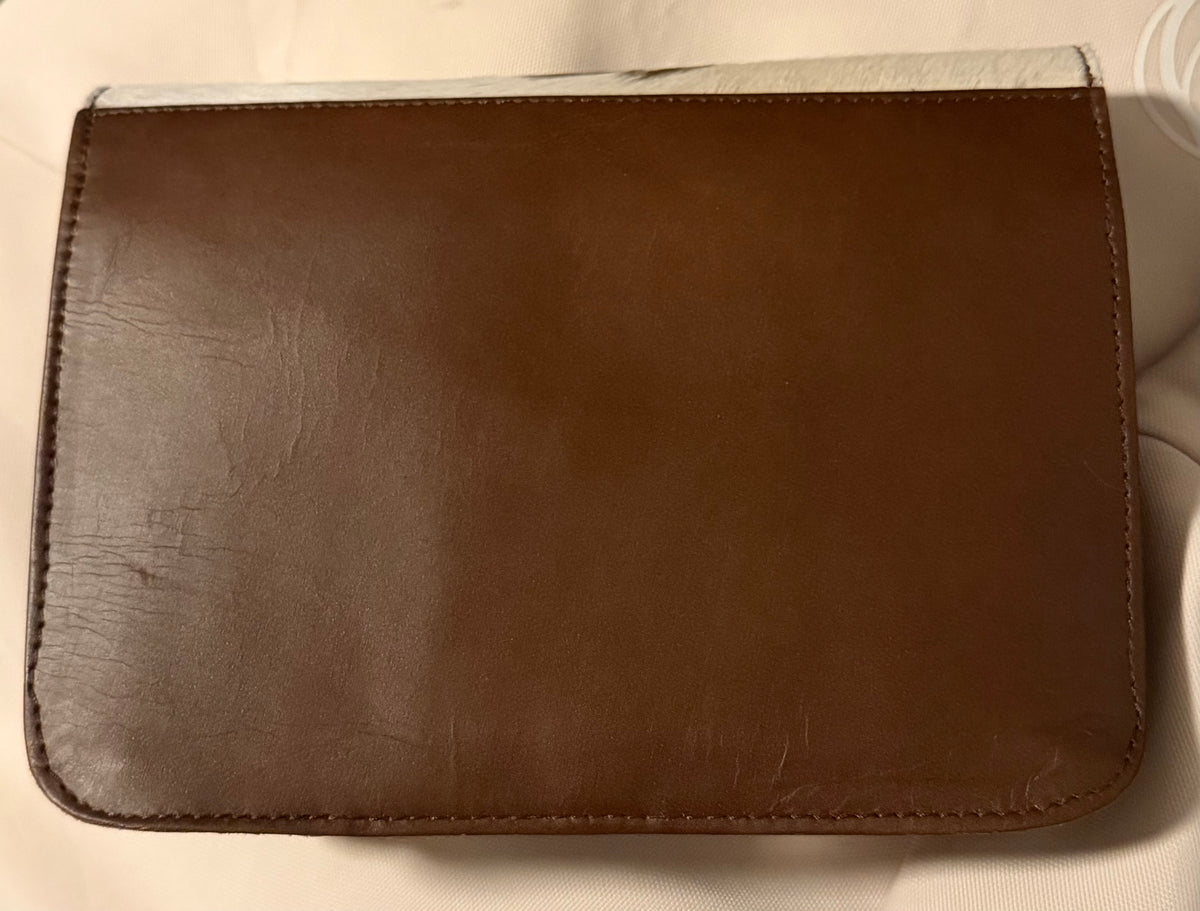 SECONDS - Triple pocket crossbody bag
