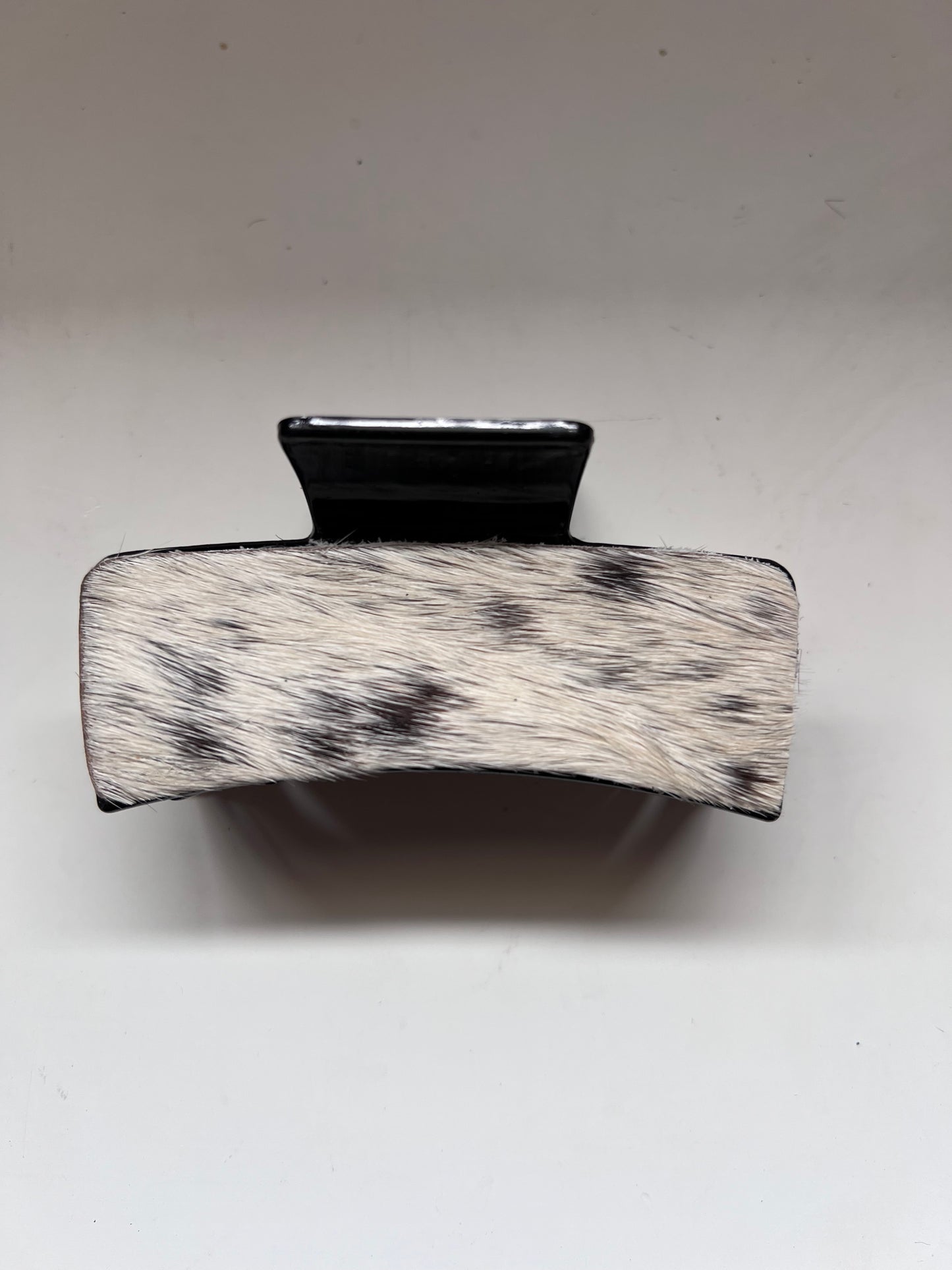 Cowhide claw clip #18