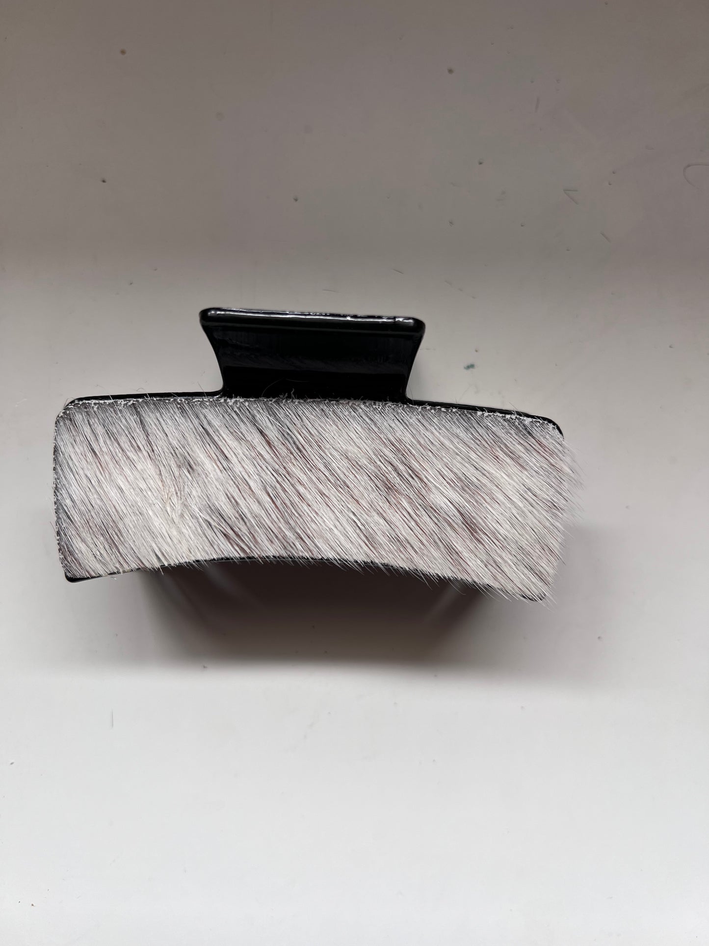 Cowhide claw clip #13