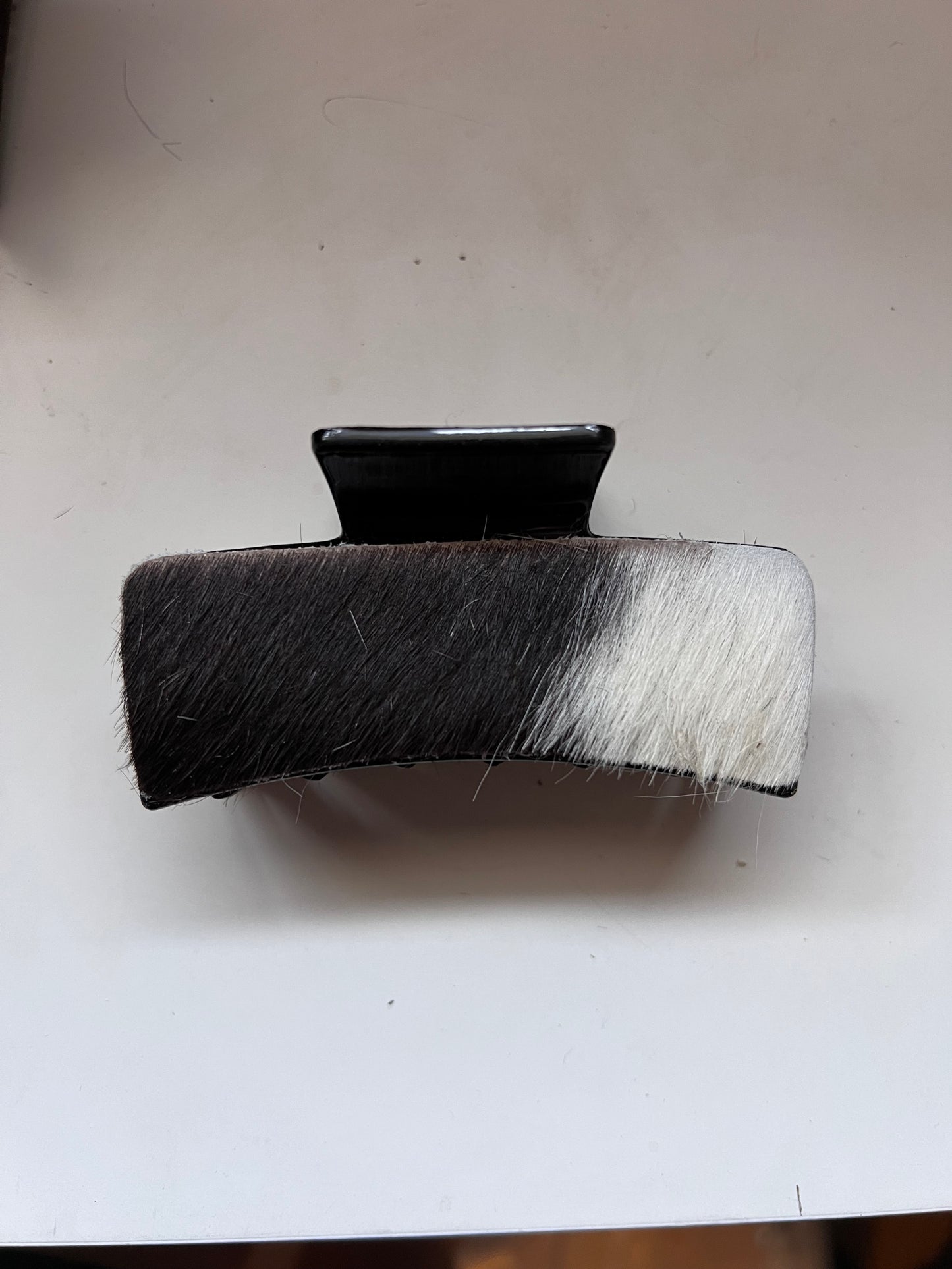 Cowhide claw clip #17