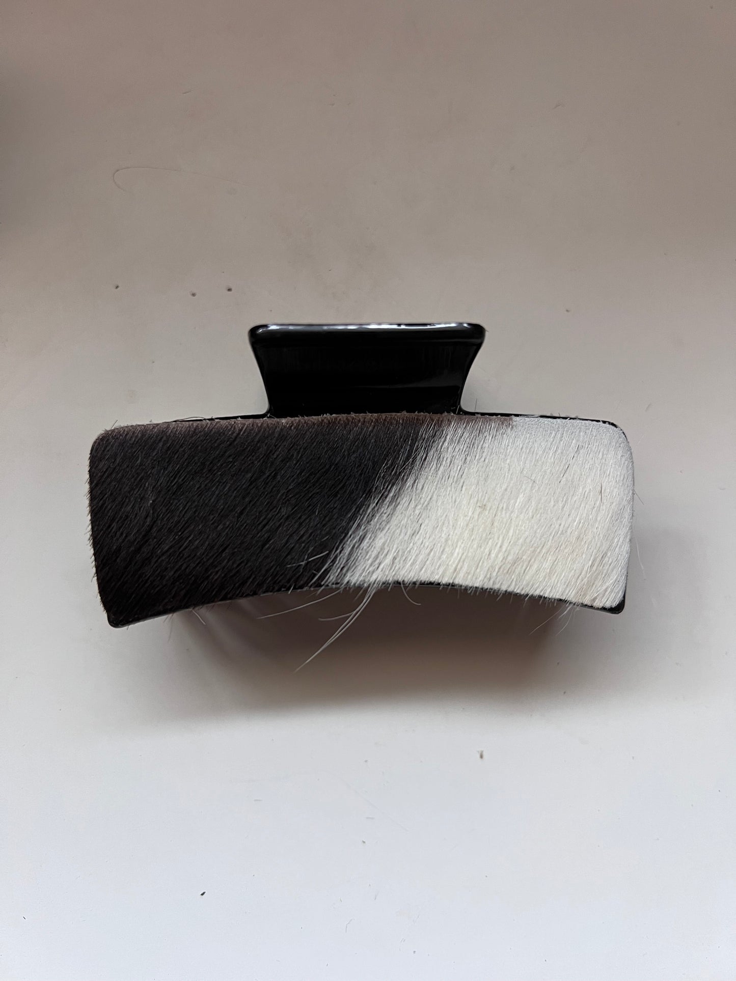 Cowhide claw clip #17