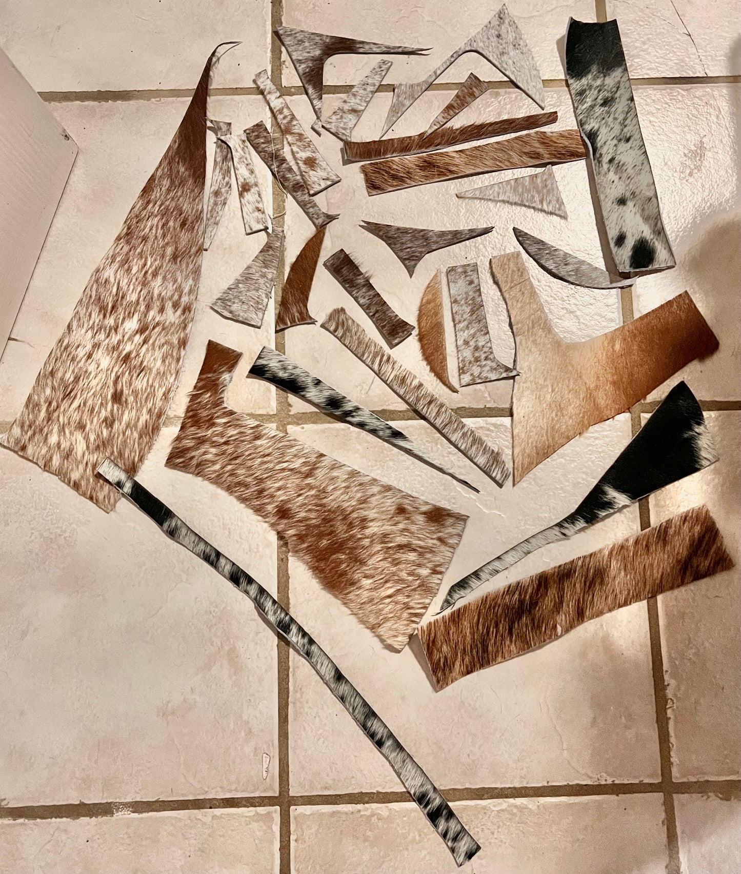 Small cowhide off cut pack