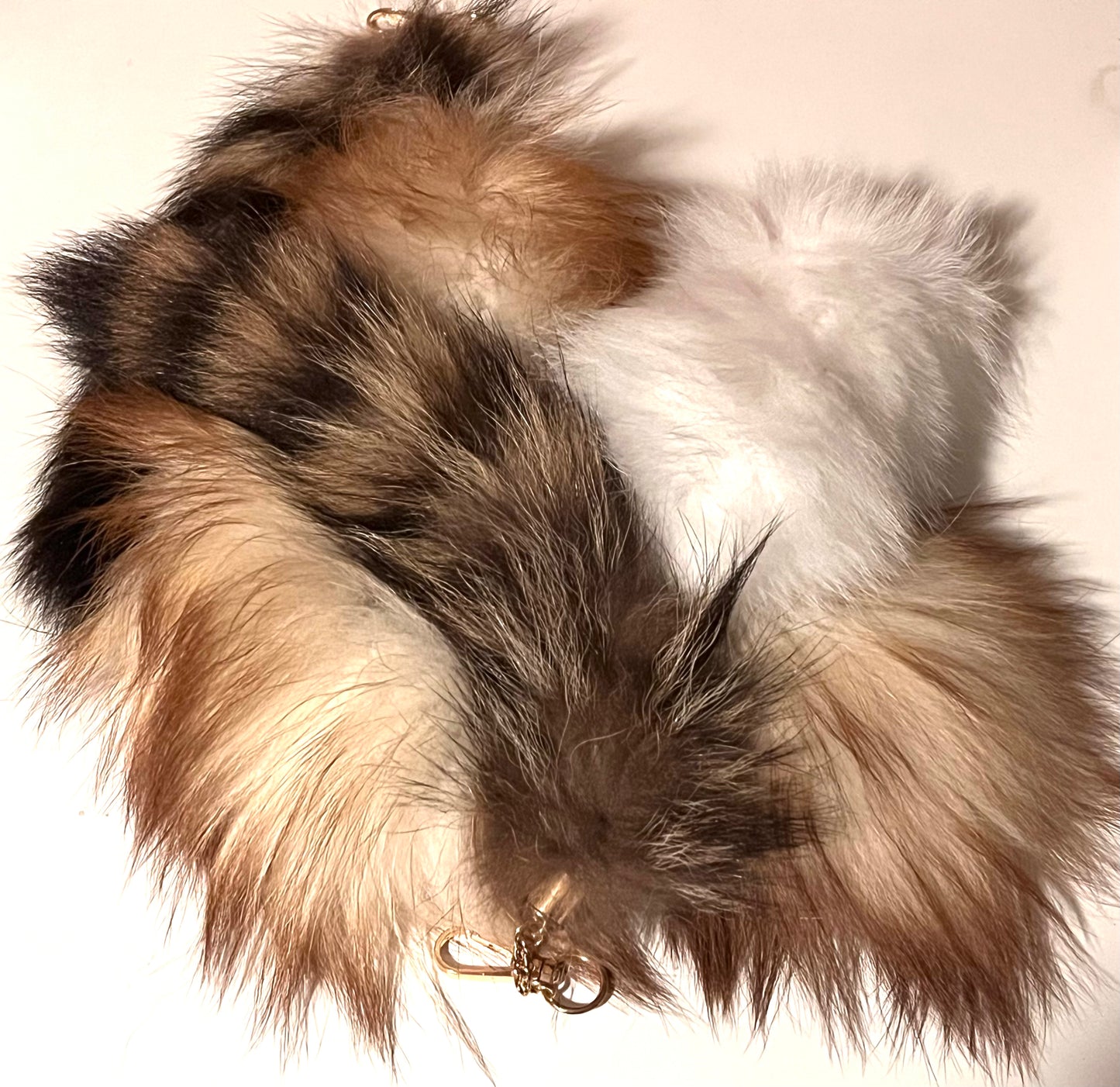 MYSTERY PICK - Small fox tail keyring