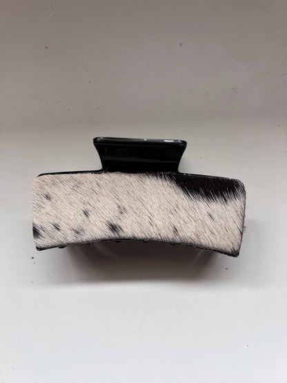 Cowhide claw clip #24