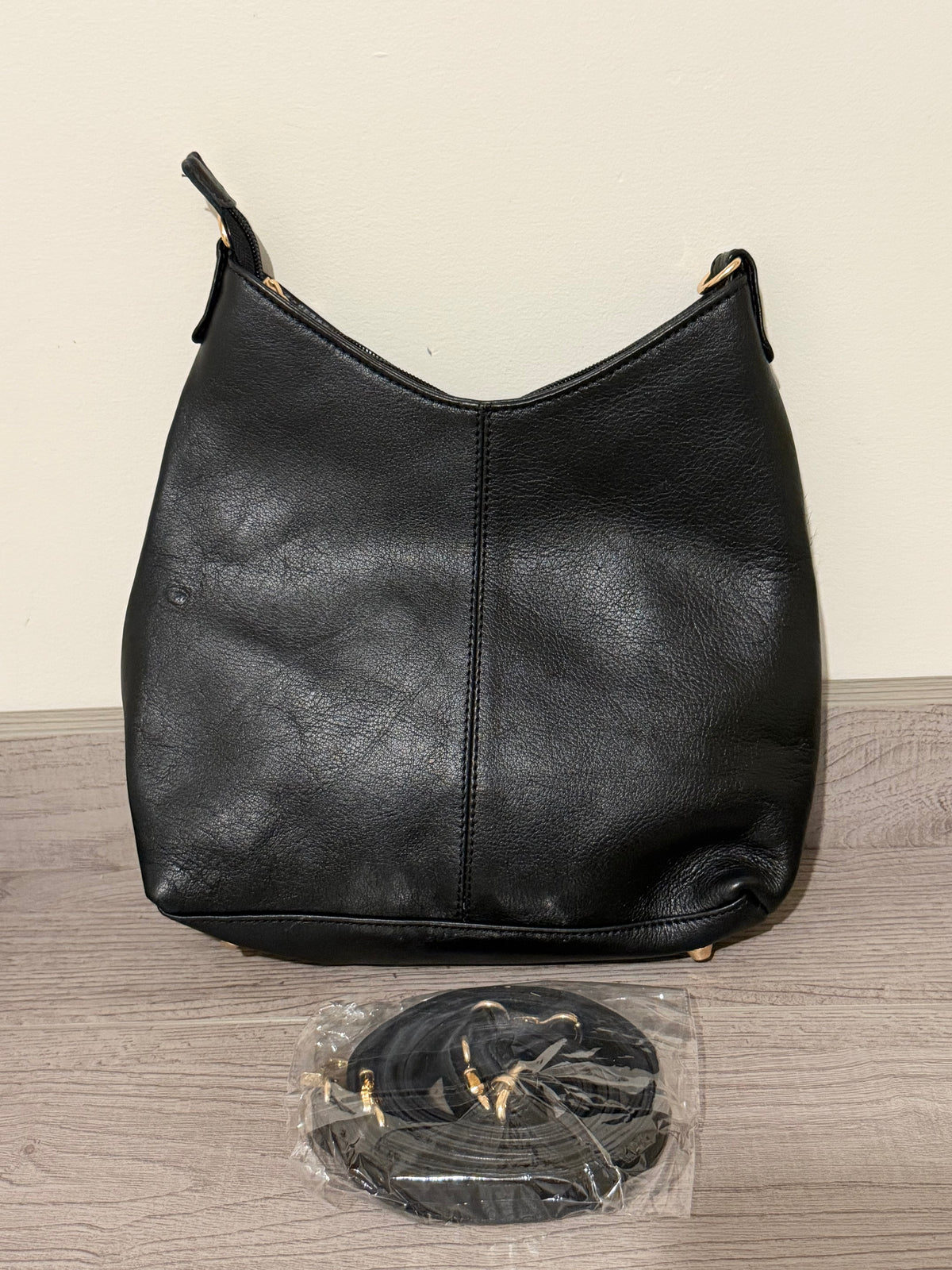 Tooled cowhide handbag #2